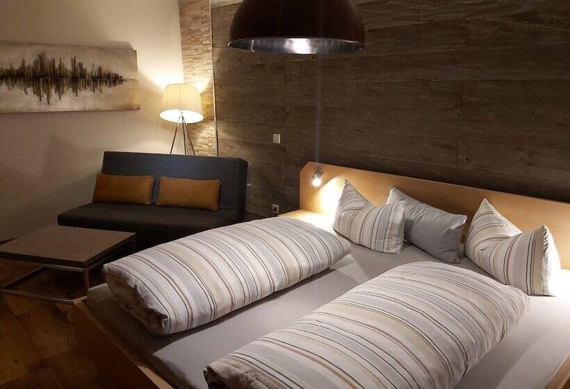 Номер Стандарт, Garni Zur Krone