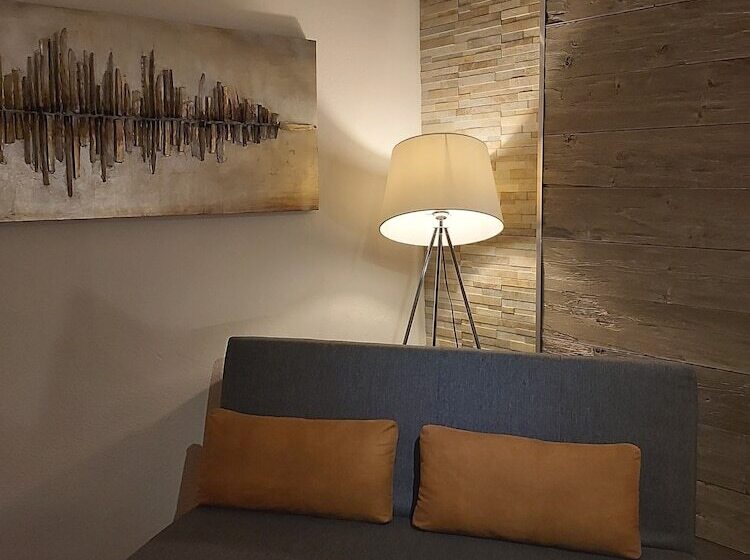 Семейный Номер, Garni Zur Krone