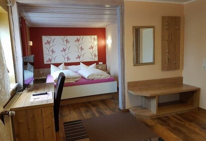 Семейный Номер, Garni Zur Krone