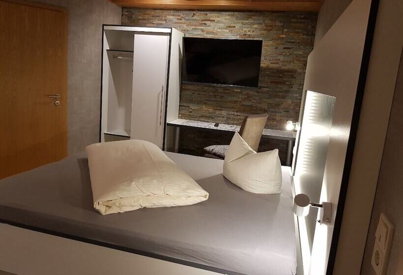 Семейный Номер, Garni Zur Krone