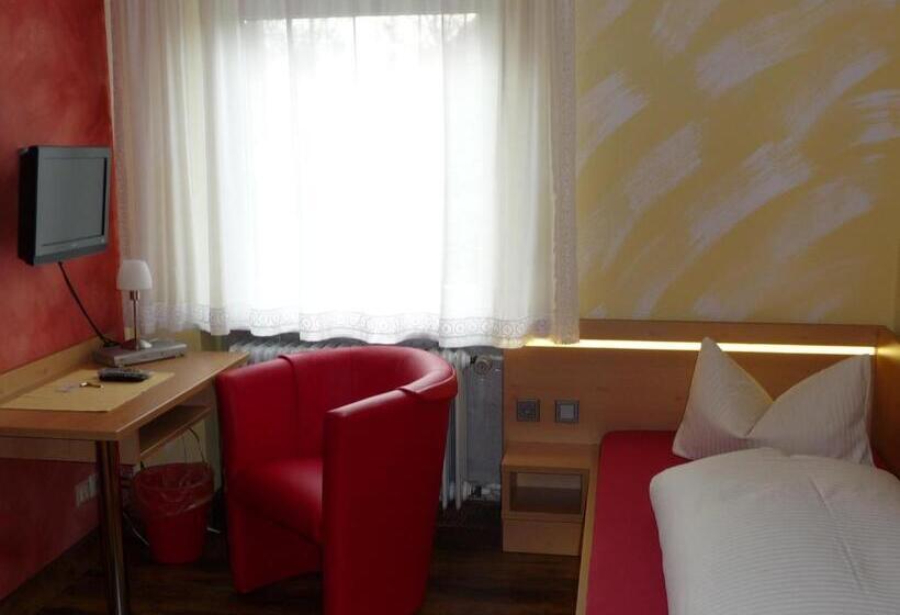 Одноместный Номер Basic, Garni Zur Krone