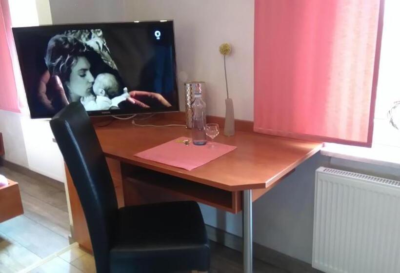 Семейный Номер, Garni Zur Krone