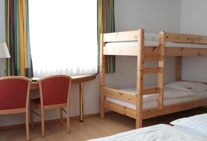 Семейный Номер, Gasthof Diem