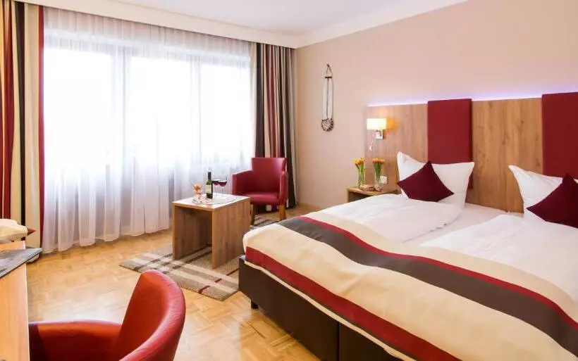 バルコニー付きスタンダードルーム, Genusshotel Zum Wendl