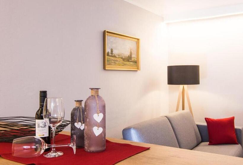 Полулюкс Одноместный с Террасой, Genusshotel Zum Wendl