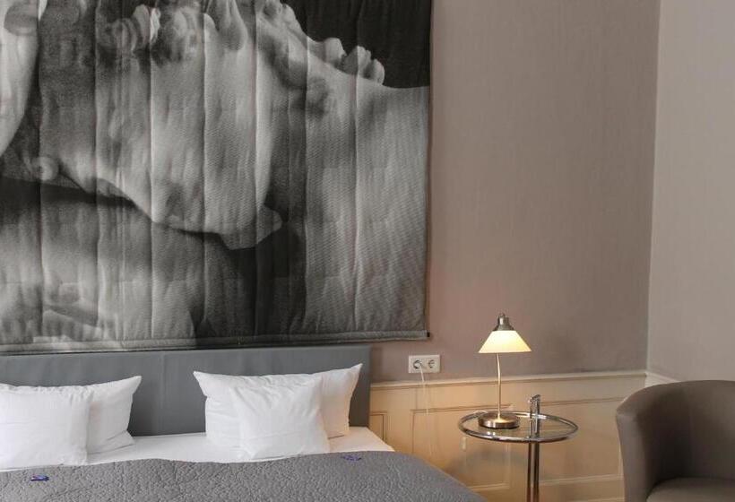 Quarto Deluxe, Palais Schrottenberg