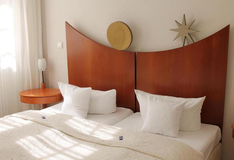 Quarto Estandar, Palais Schrottenberg