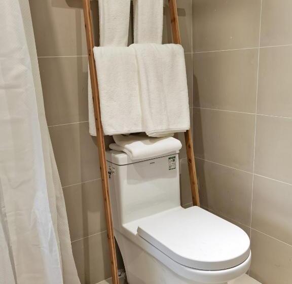 패밀리 룸, Riverside Retreat