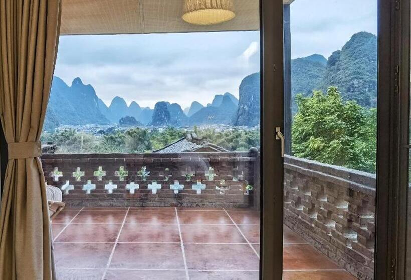 패밀리 룸, Riverside Retreat