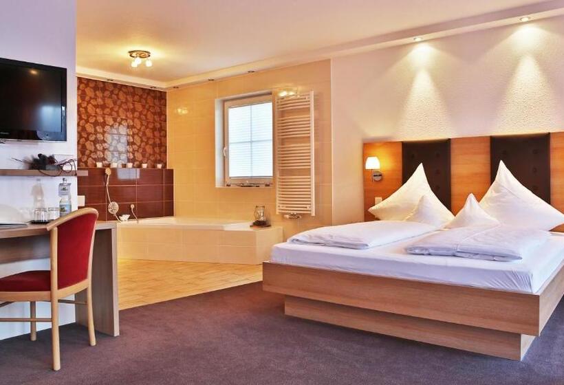 غرفة سوبيريور, Rossle Berneck