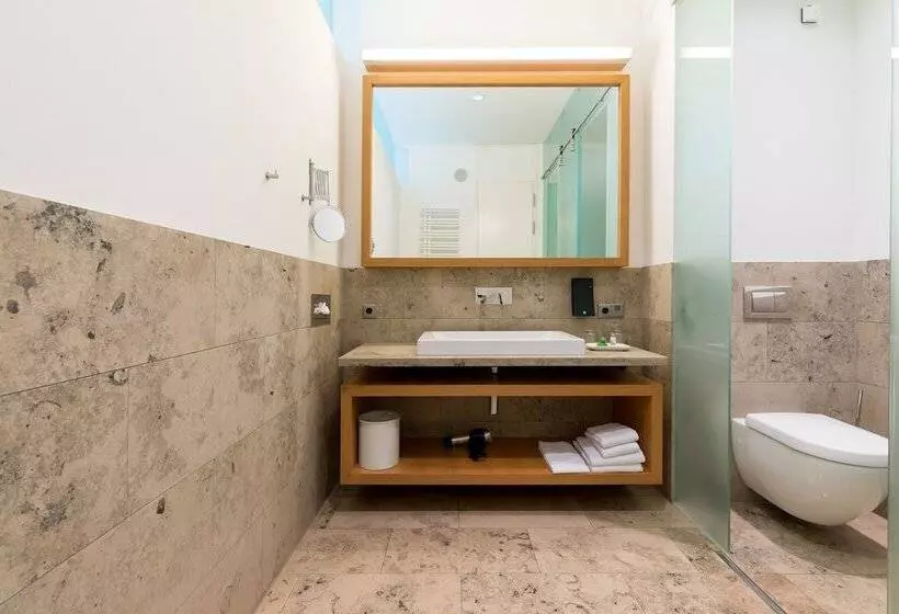 اتاق استاندارد, Schlossparkhotel Mariakirchen