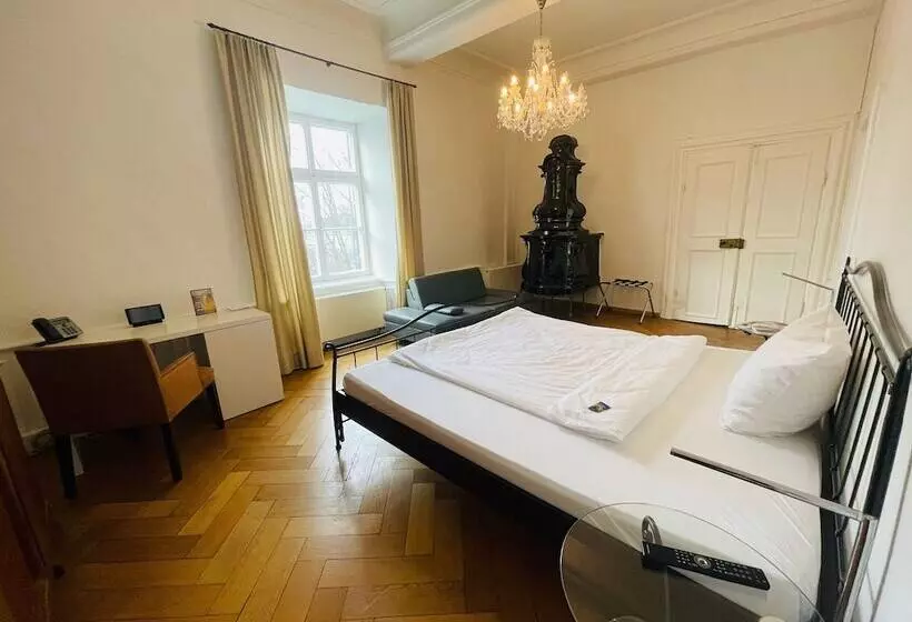 اتاق استاندارد, Schlossparkhotel Mariakirchen