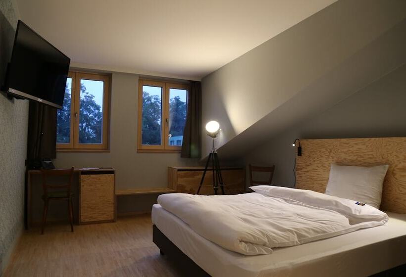 标准单人间, Schlossparkhotel Mariakirchen