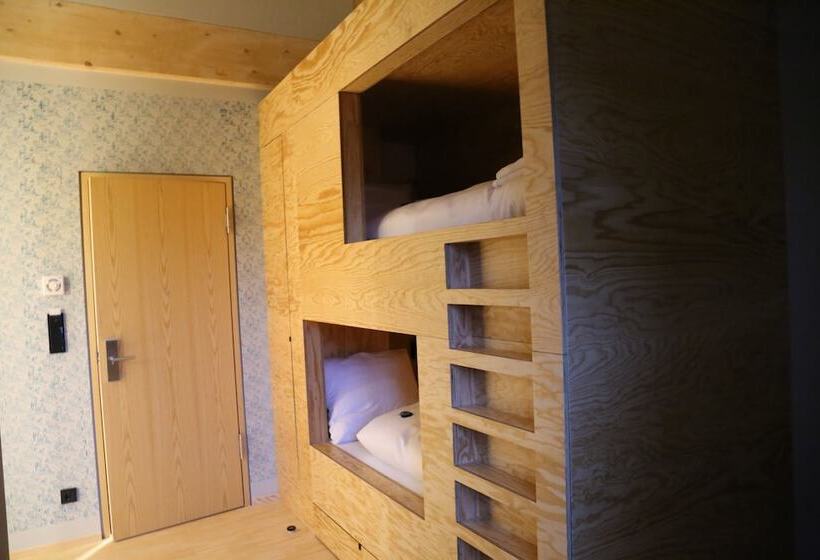 家庭间, Schlossparkhotel Mariakirchen