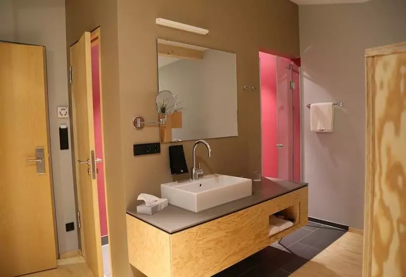 اتاق استاندارد, Schlossparkhotel Mariakirchen
