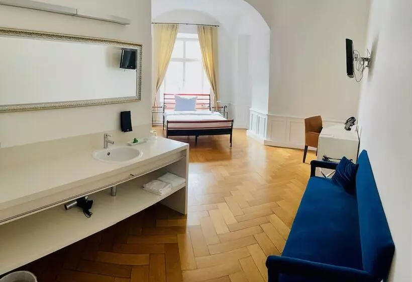 اتاق استاندارد یک نفره, Schlossparkhotel Mariakirchen