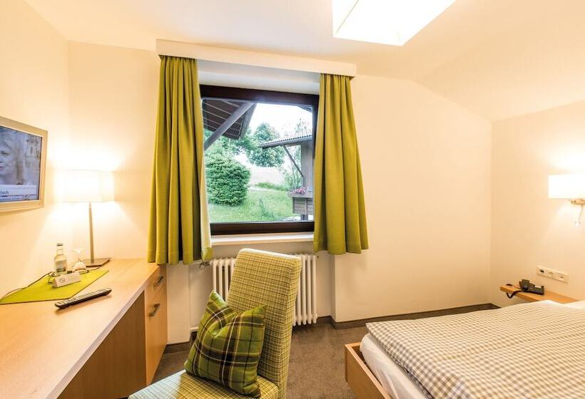 غرفة قياسية فردية مزودة بشُرفة, Sulzberger Hof