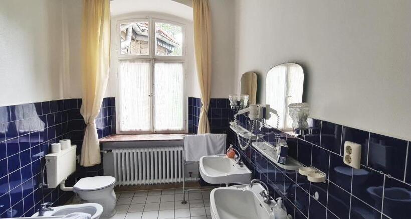 スタンダードルーム, Zum Schwan