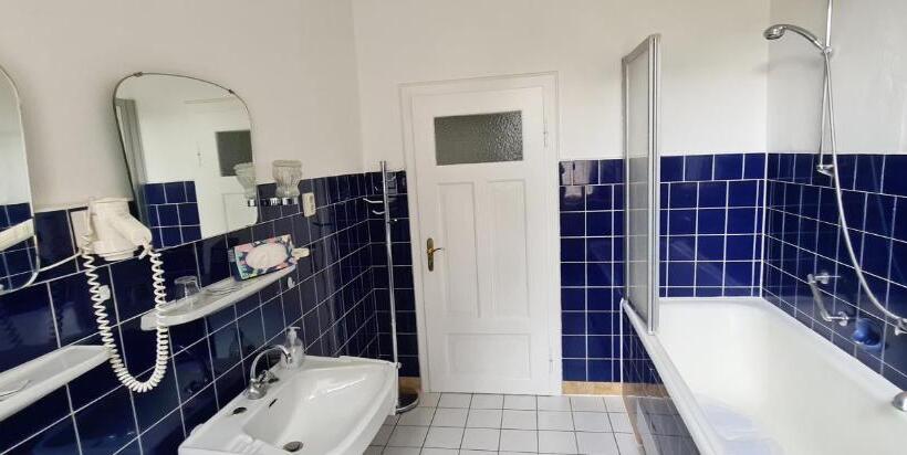 スタンダードルーム, Zum Schwan