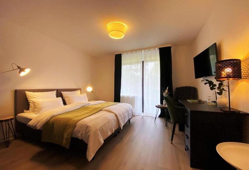 Номер Стандарт с Балконом, Zum See Garni