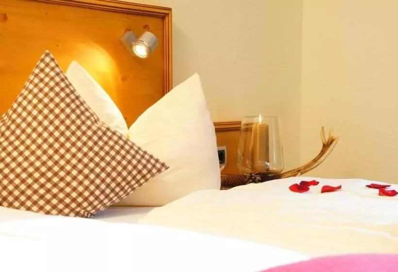 اتاق استاندارد, Landhotel Alphorn