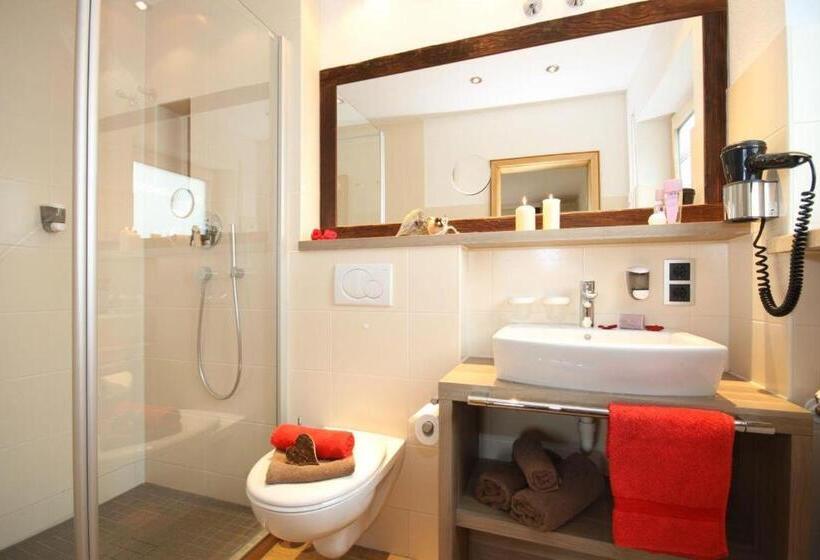 패밀리 룸, Landhotel Alphorn