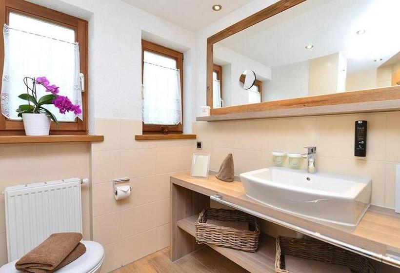 침실 2개 아파트, Landhotel Alphorn