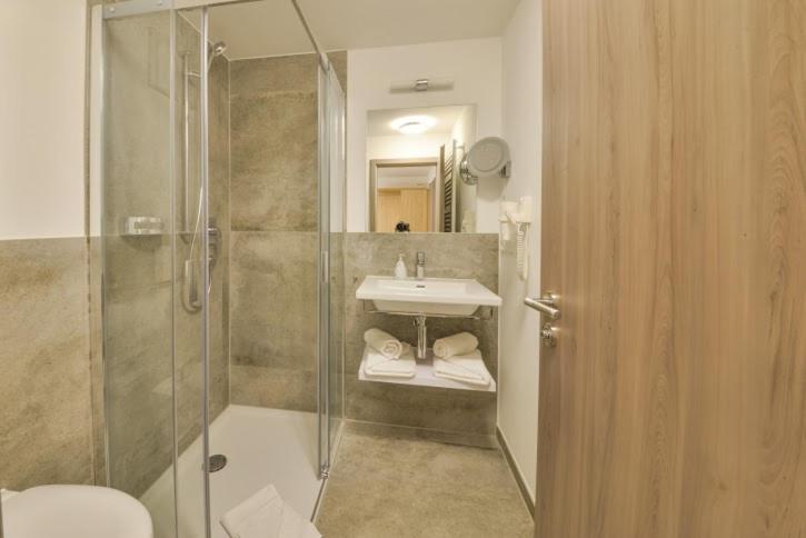 발코니 스탠다드 싱글 룸, Gasthof Chiemseefischer