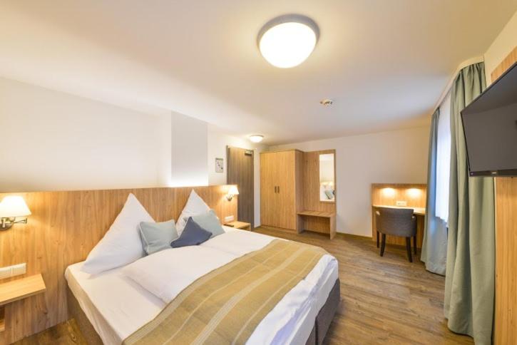 디럭스 룸, Gasthof Chiemseefischer