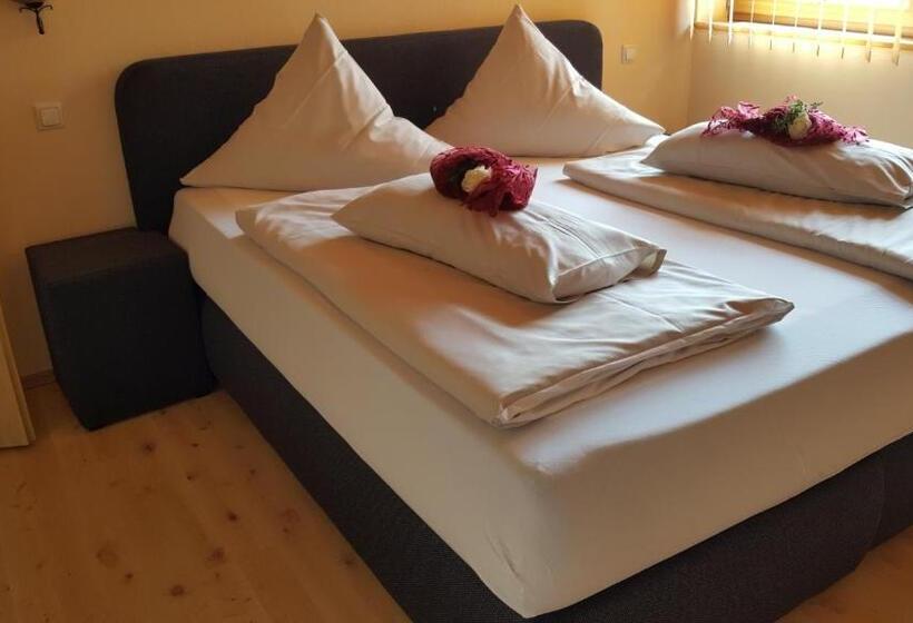 스위트, Wellness Resort Romantika