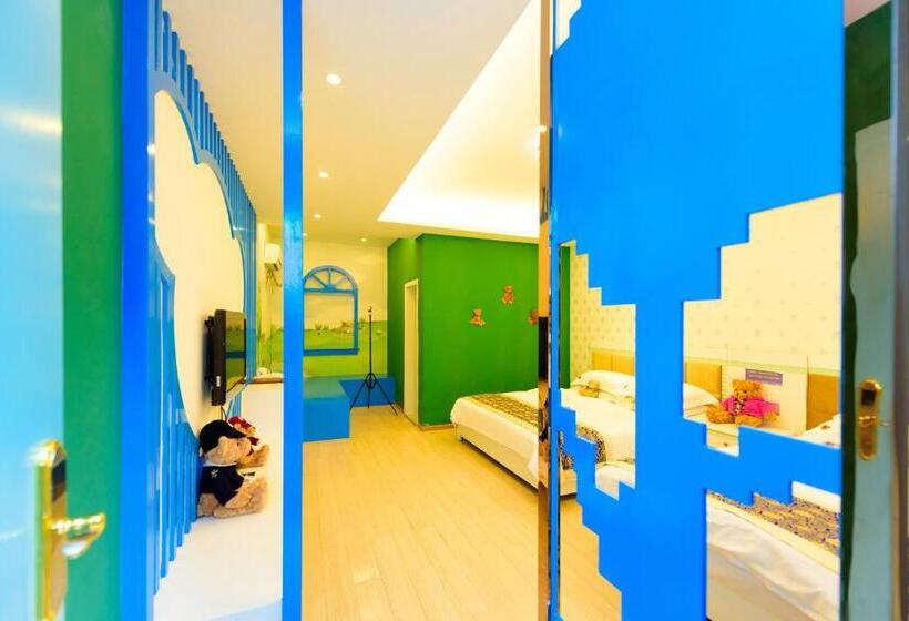 Aile Odası, Mount Emei Teddy Bear Hotel玩具熊酒店