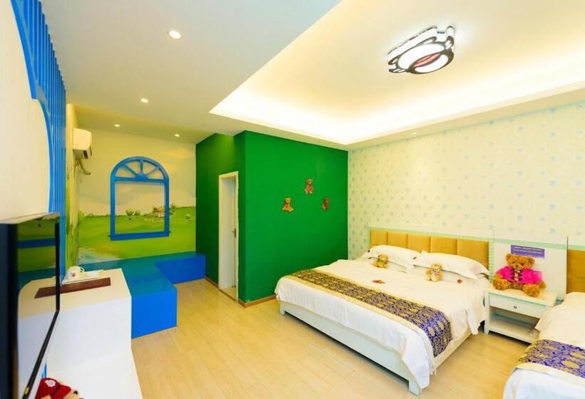 Aile Odası, Mount Emei Teddy Bear Hotel玩具熊酒店