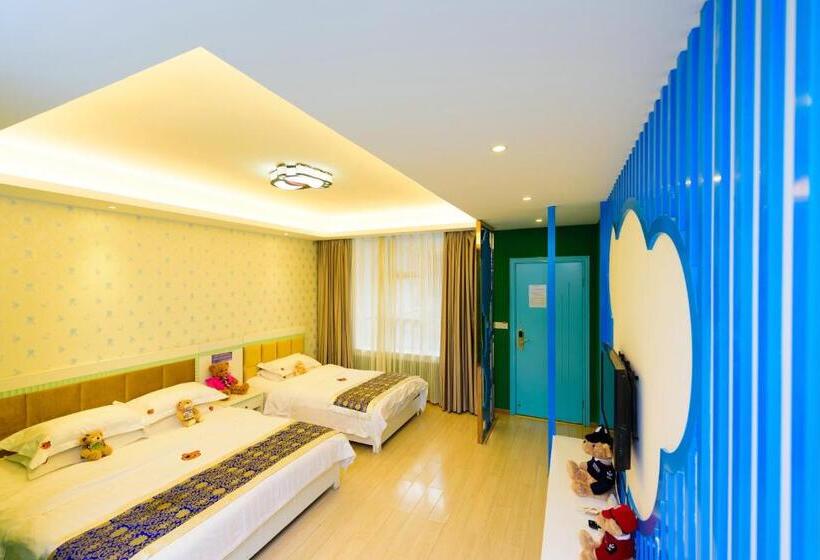 ファミリールーム, Mount Emei Teddy Bear Hotel玩具熊酒店