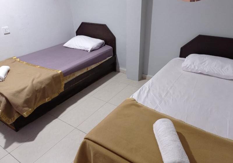 Quarto standard, Oyo 90254 D Anugerah