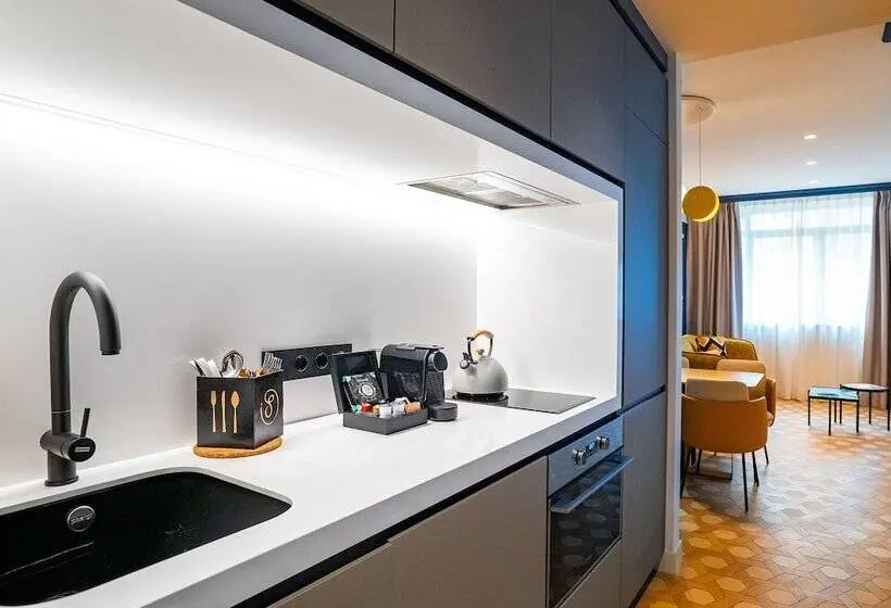 1 Bedroom Superior Apartment