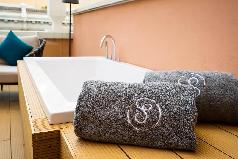 سوئیت 2 خوابه, Smartrental Collection Gran Via Capital