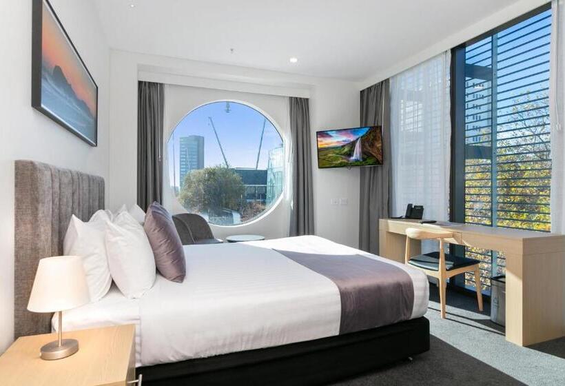 إستوديو سوبيريور, Christchurch City