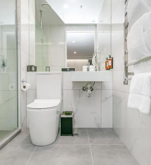 إستوديو سوبيريور, Christchurch City