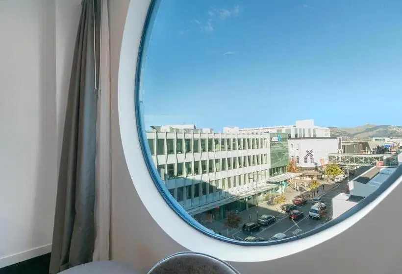 سوییت اجرایی, Christchurch City