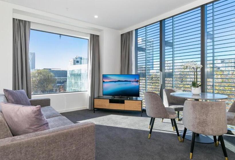 جناح إدارى, Christchurch City