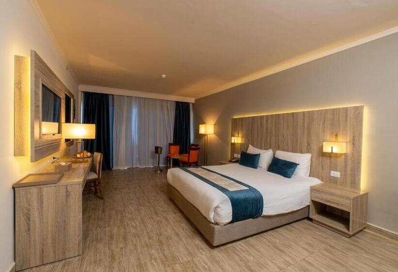 اتاق خانوادگی با چشمانداز دریا, Seven Seas Jolie Bay - Ultra All Inclusive