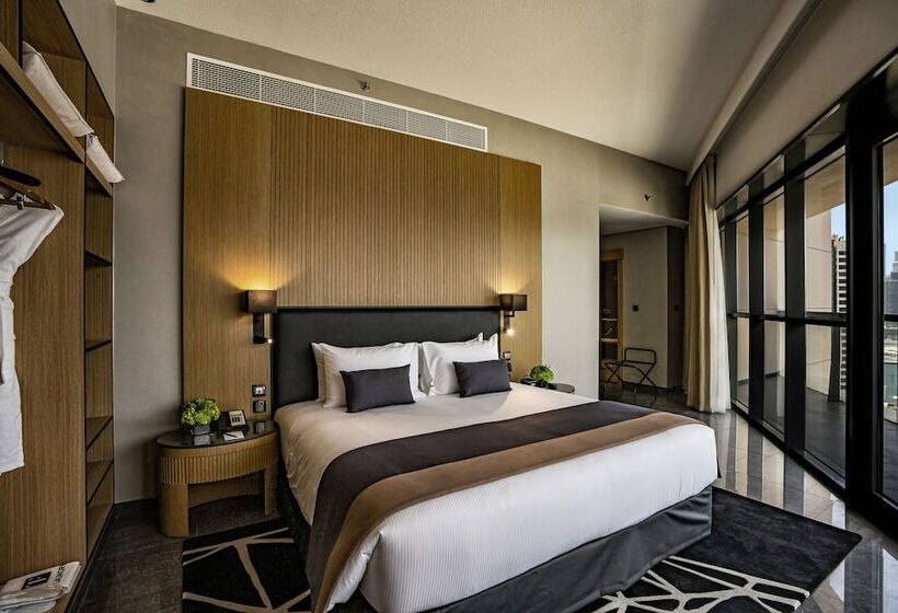 سوییت اجرایی, The First Collection Dubai Business Bay