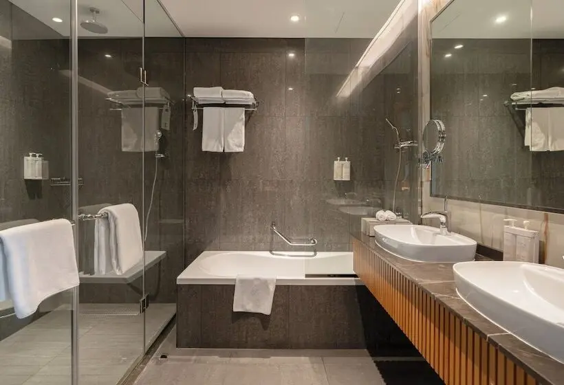 سوییت اجرایی, The First Collection Dubai Business Bay