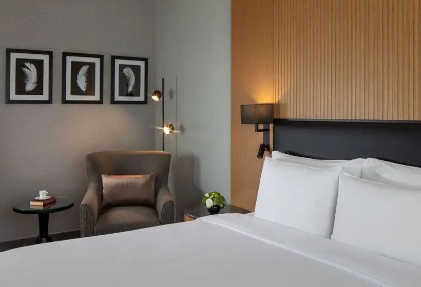 Superior Room King Size Bed