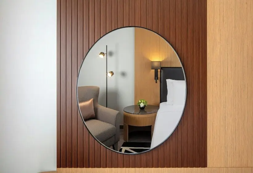 Deluxe Room City View