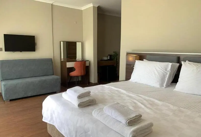 ファミリールーム, Akcayzeytin Otel