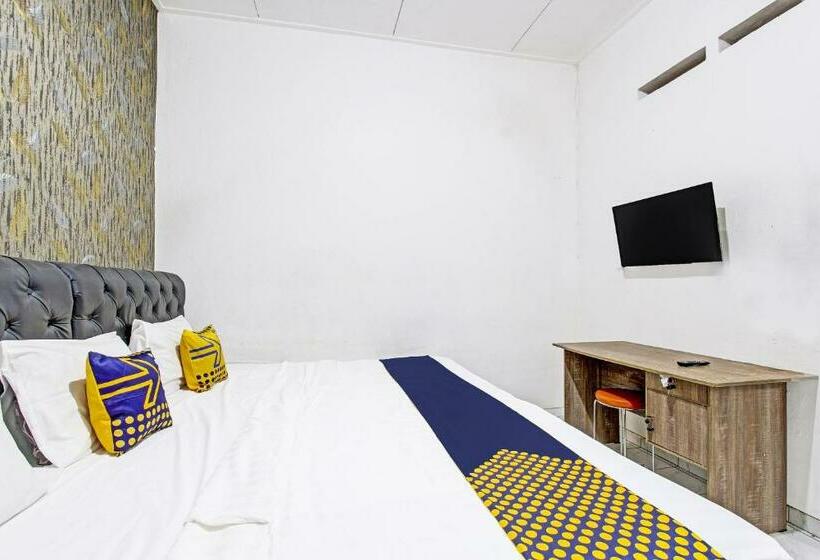 经济型三人房间, Spot On 91521 Mayong Guesthouse