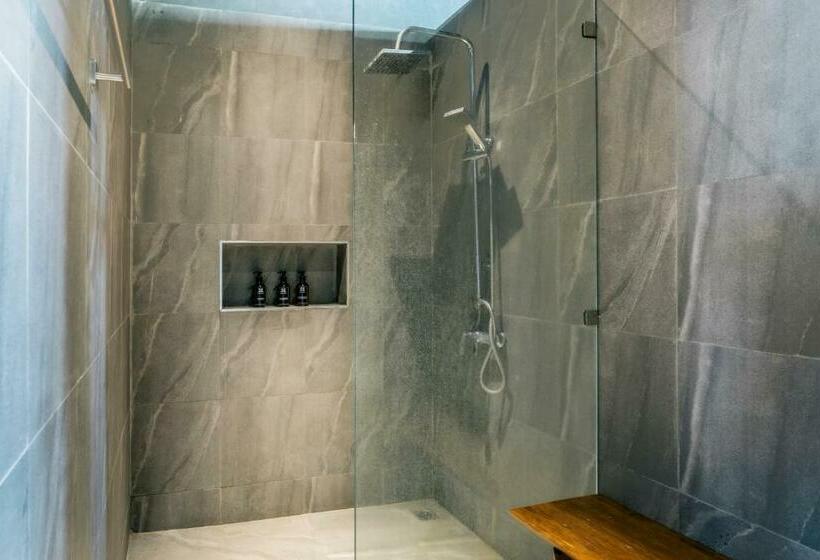 اتاق استاندارد یک نفره, Vikasa Yoga Retreat