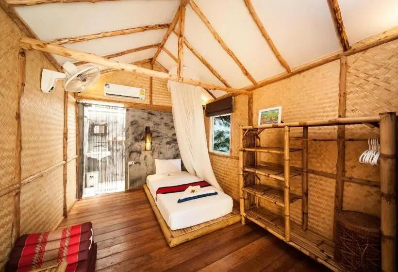 ویلای استاندارد با چشم‌انداز باغ, Vikasa Yoga Retreat