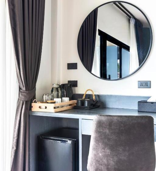 اتاق لوکس با چشم‌انداز دریا, Vikasa Yoga Retreat